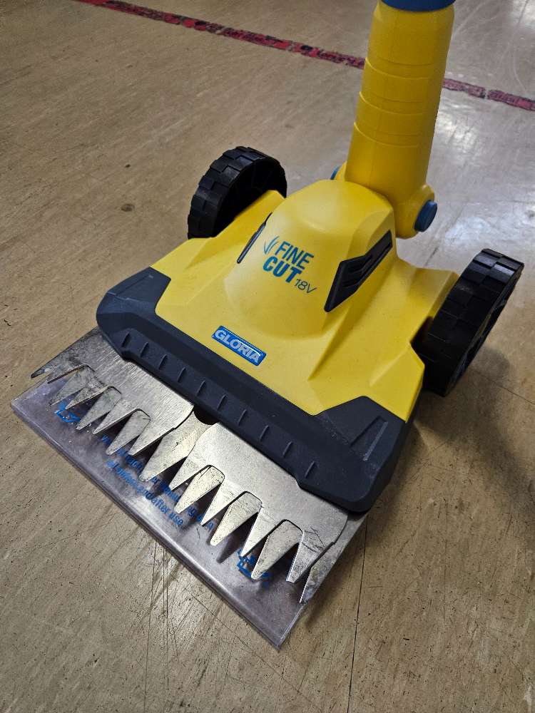 GLORIA Akku Rasen und Kantenschneider Finecut 18V statt 139€