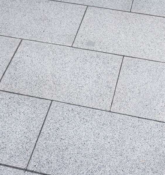 Granit Rondo „hellgrau“ Terrassenplatten 80x40x3cm & 40x40x3cm