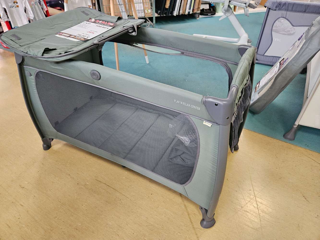 Hauck Kinderreisebett mit Wickelauflage statt 109,90