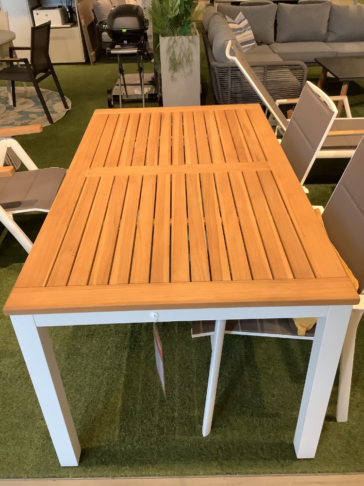 Tisch Teak