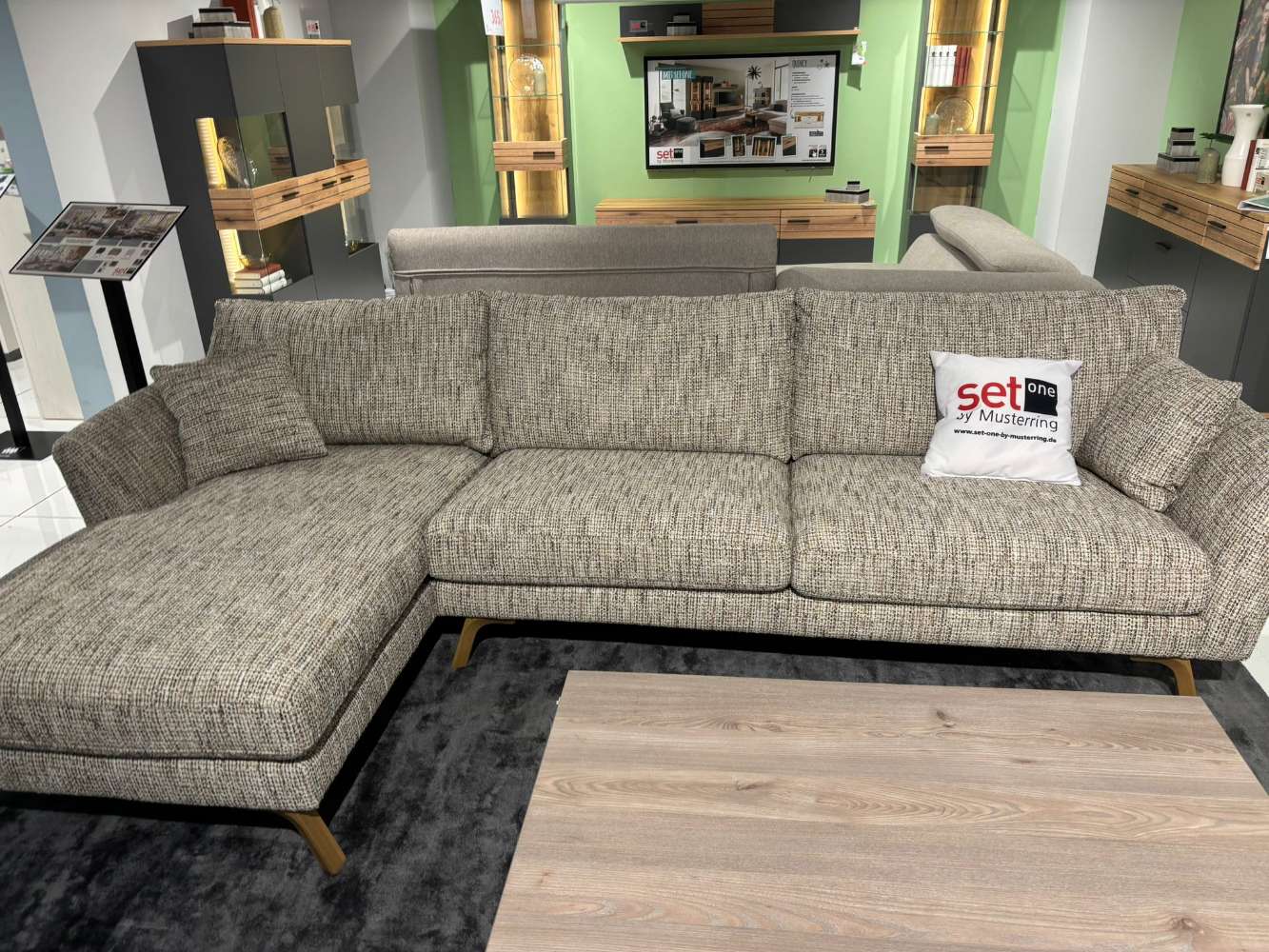 Set One Rundecke Detroit