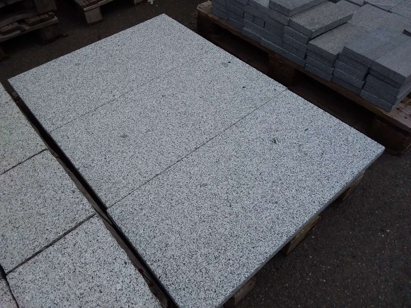 Granit Terrassenplatten 80x40x3 Natursteinplatten Balkon Seltra
