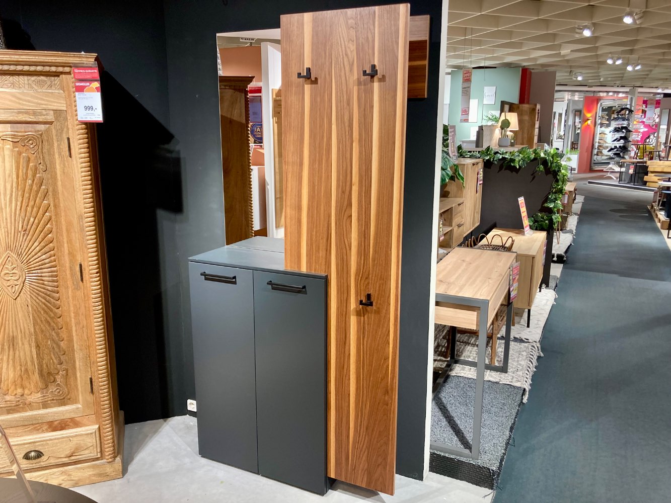 Garderobe „Palma“ von Wittenbreder