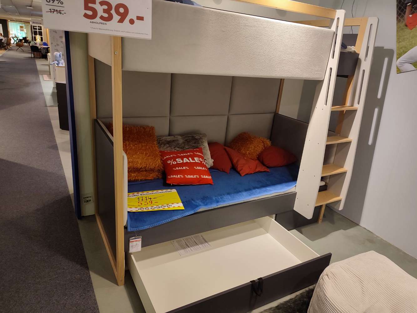 Meblik Etagenbett mit Polsterrückwand