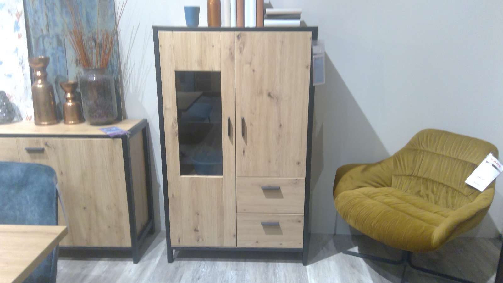 JW Highboard
