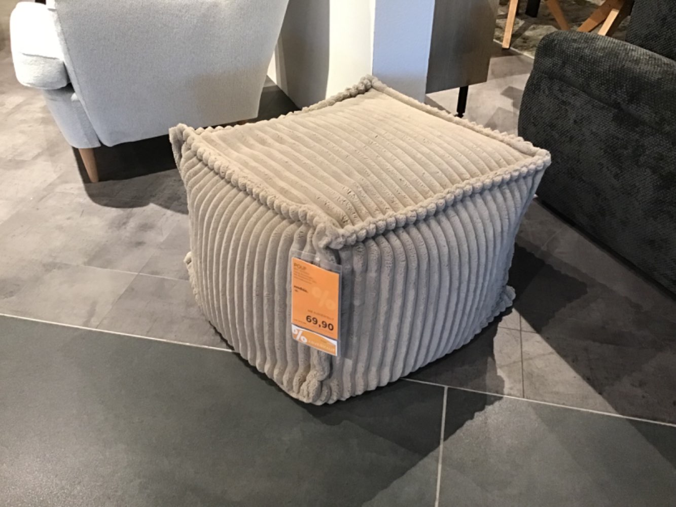 XXXLutz Ausstellungsstück Möbel Pouf Stockholm Taupe
