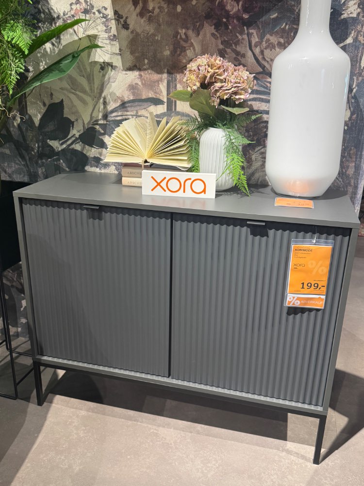 XXXLutz Ludwigsburg, Kommode Xora