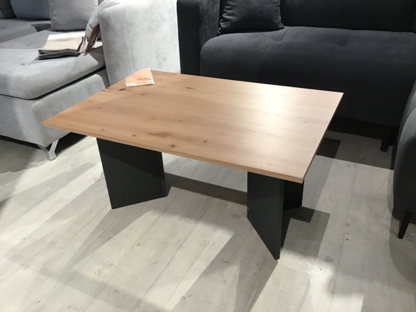 XXXLutz Ausstellungsstück Möbel Couchtisch Minimal Eiche grau