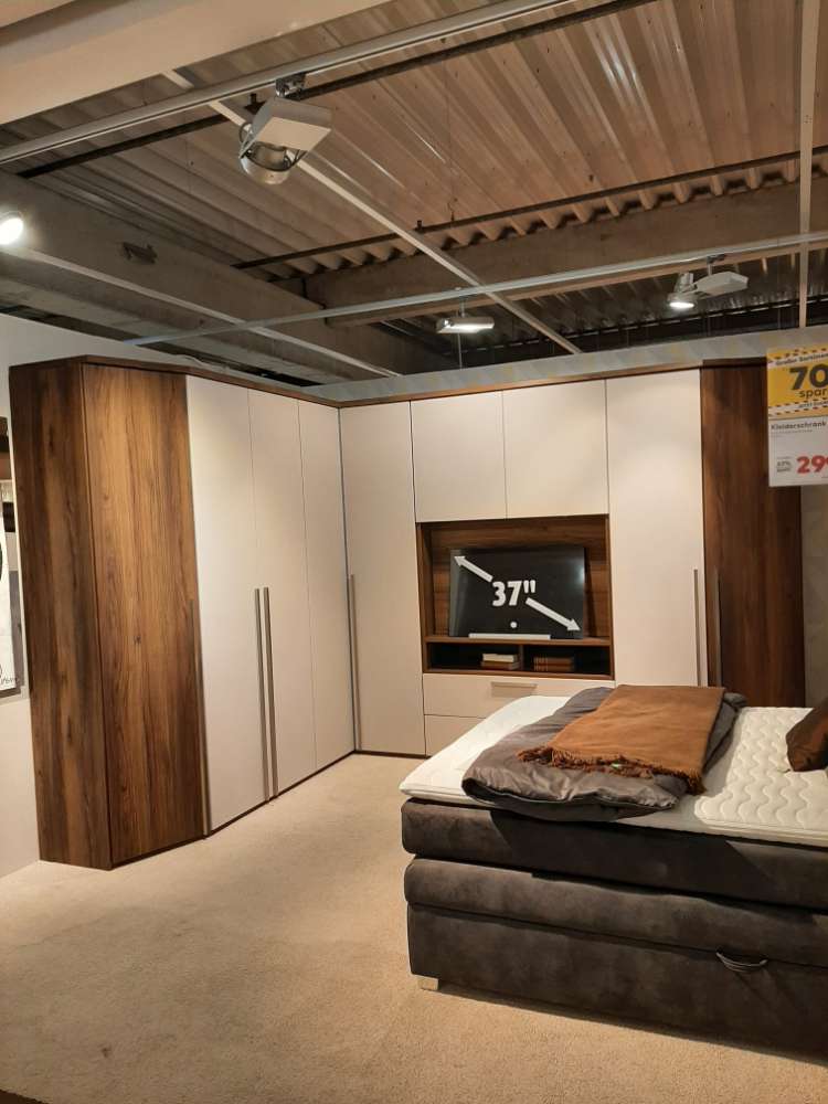 Eck-Kleiderschrank Nolte