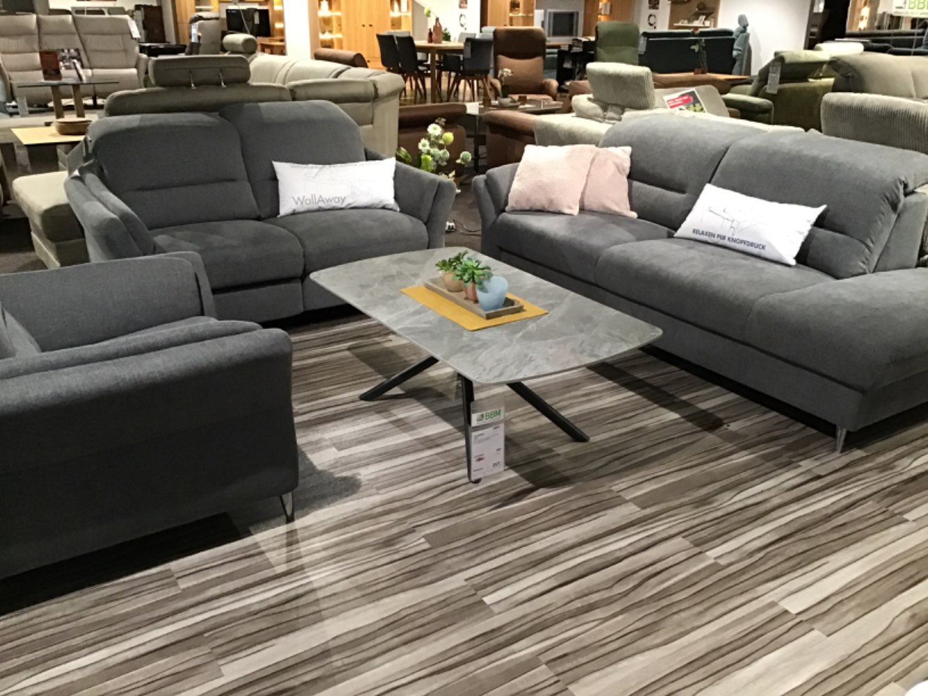 Garnitur mit 3-2-1 Farbe grau mit motorischer Verstellung