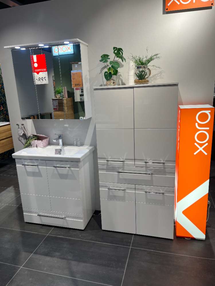 Möbel, Badezimmer Weiss Hochglanz, XXXLutz