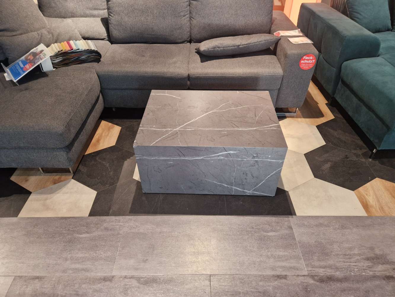 Möbel-Couchtisch CarryHome-Marmoroptik-XXXLutz