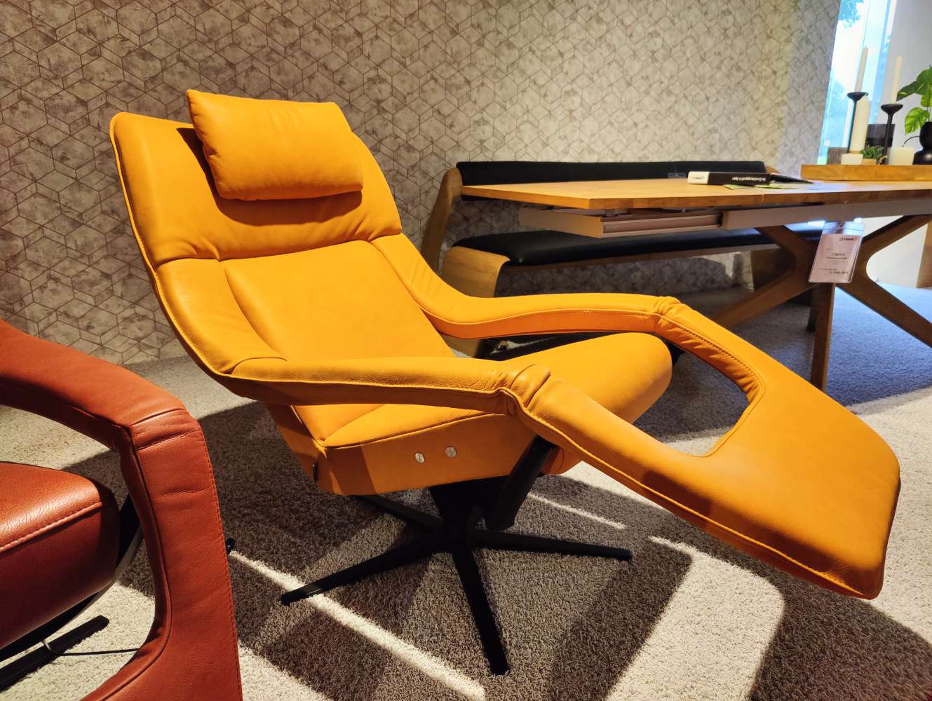 Designsessel – KOINOR – YOKO No. 12 – Relaxsessel – Leder – Akku