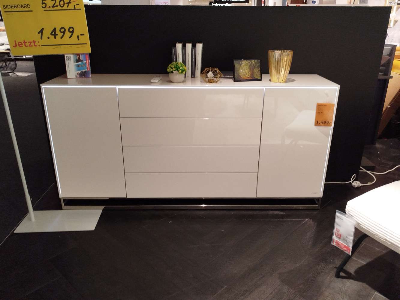 XXXLutz, Möbel, Kommode