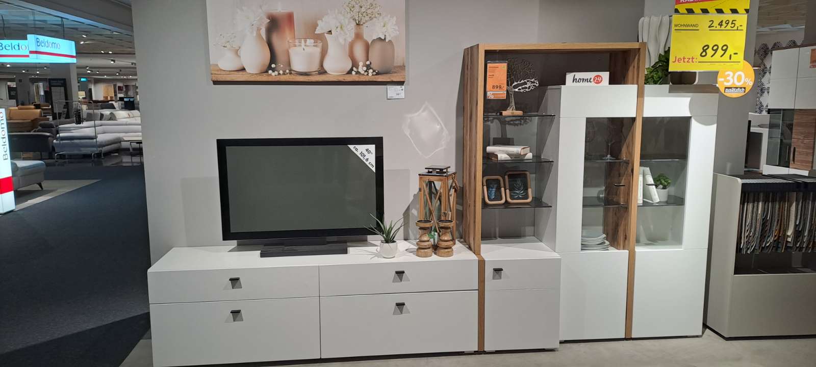 XXXLutz, Möbel, Wohnwand