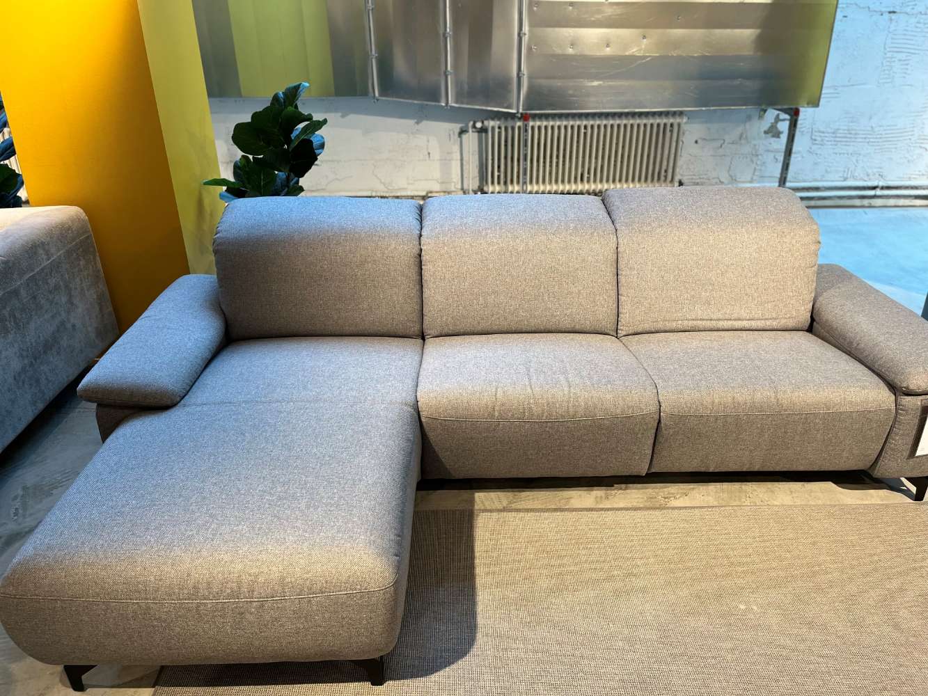 MR 370  Ecksofa
