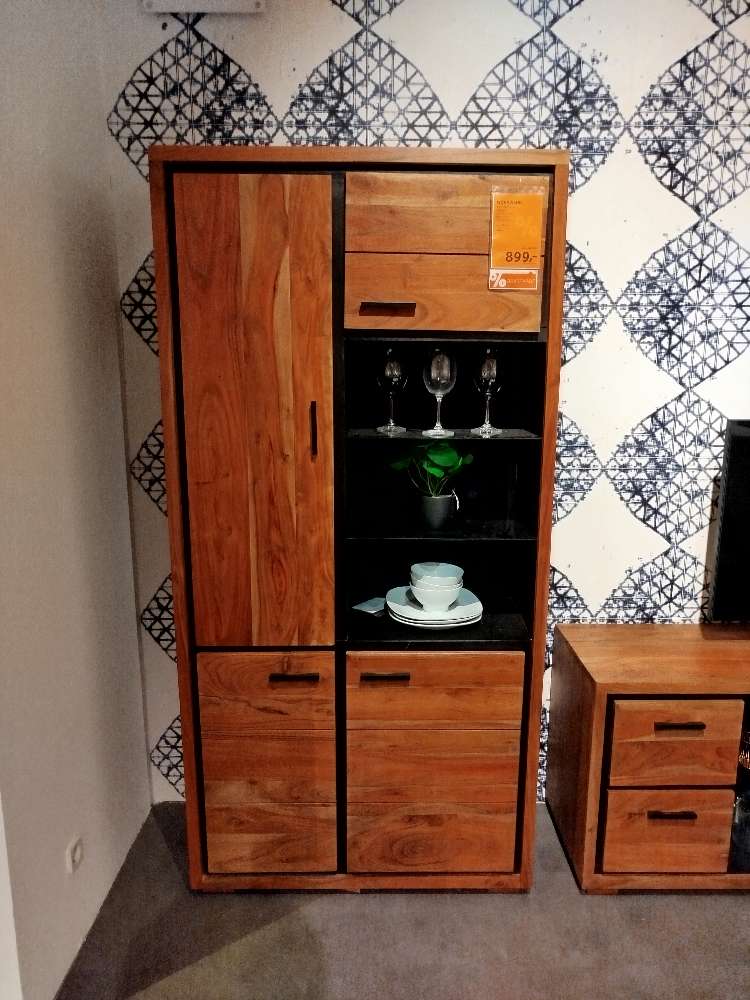 XXXLutz, Möbel, Vitrine