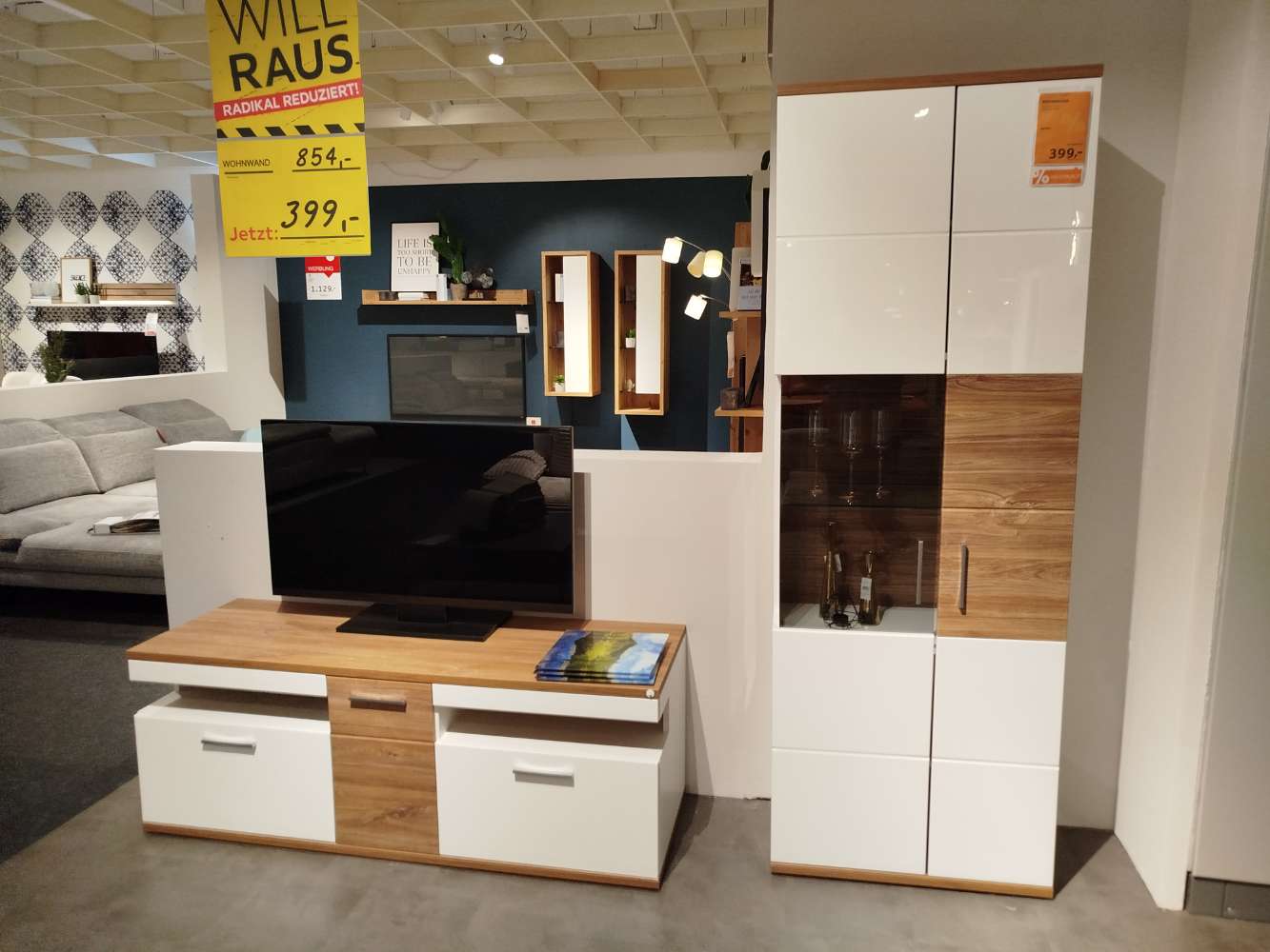 XXXLutz, Möbel, Wohnwand