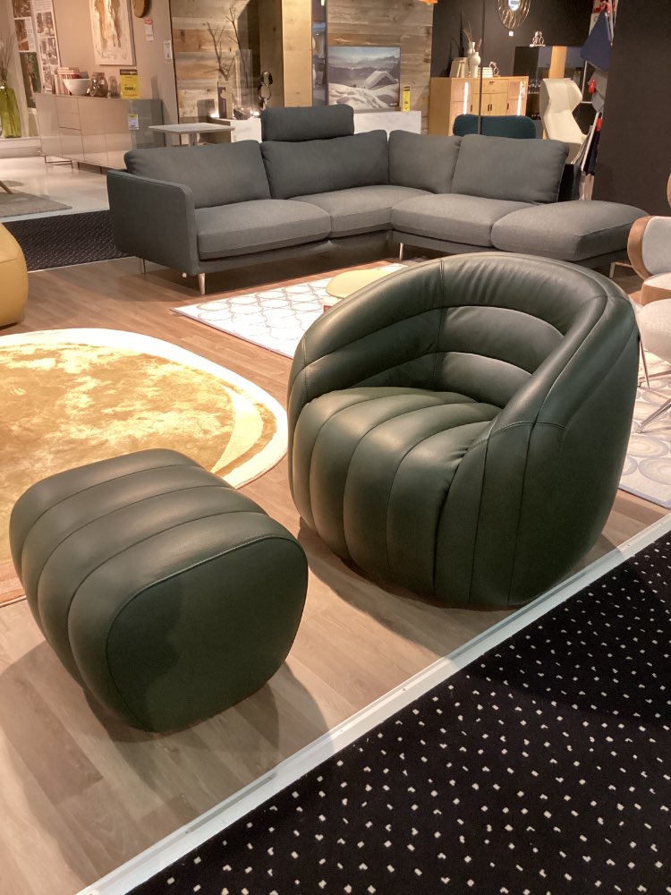 Drehsessel Balini inkl. Hocker