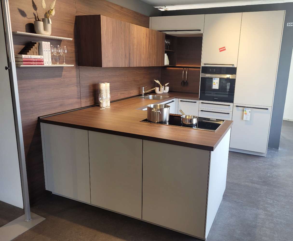 Einbauküche Nobilia Lacklaminat Sand ultramatt