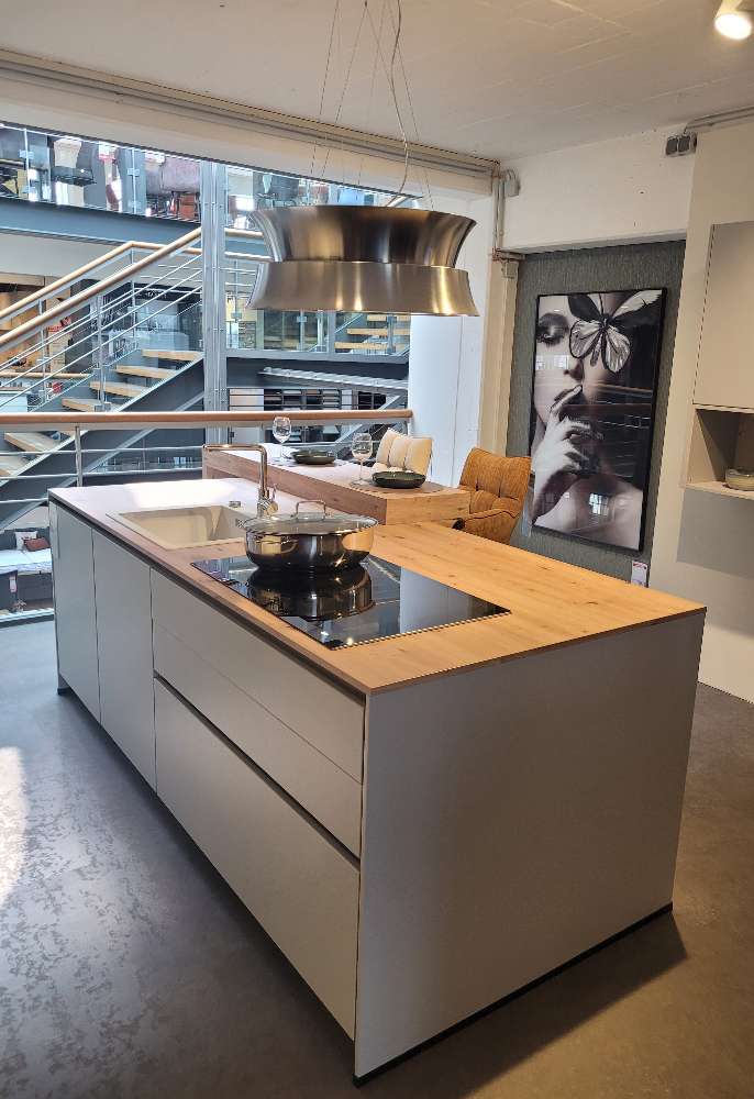 Einbauküche Nobilia Lack steingrau