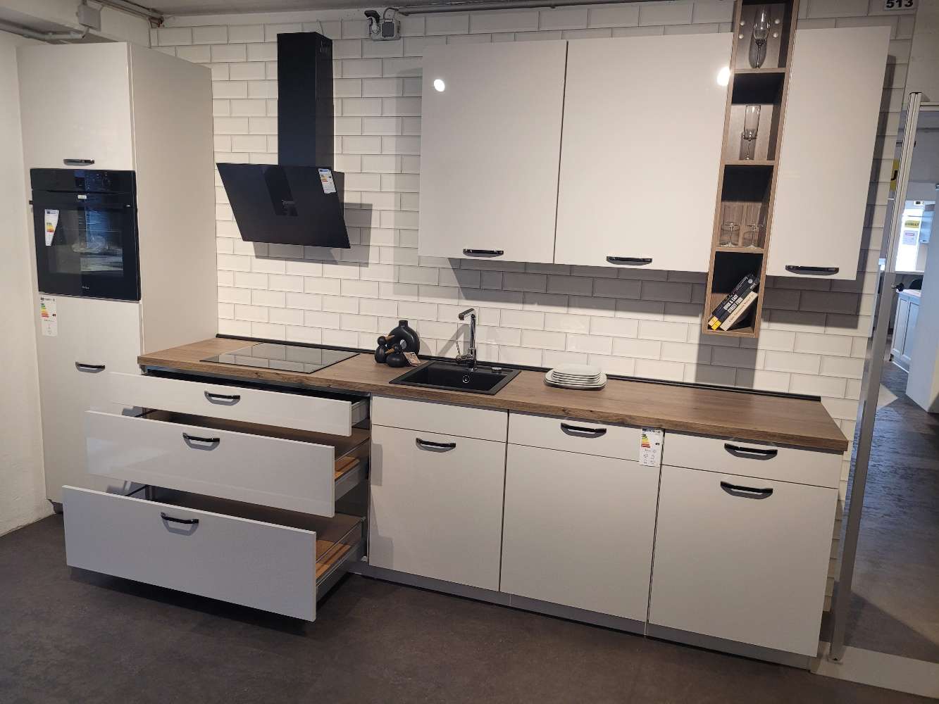 Einbauküche Nobilia Seidengrau hochglanz