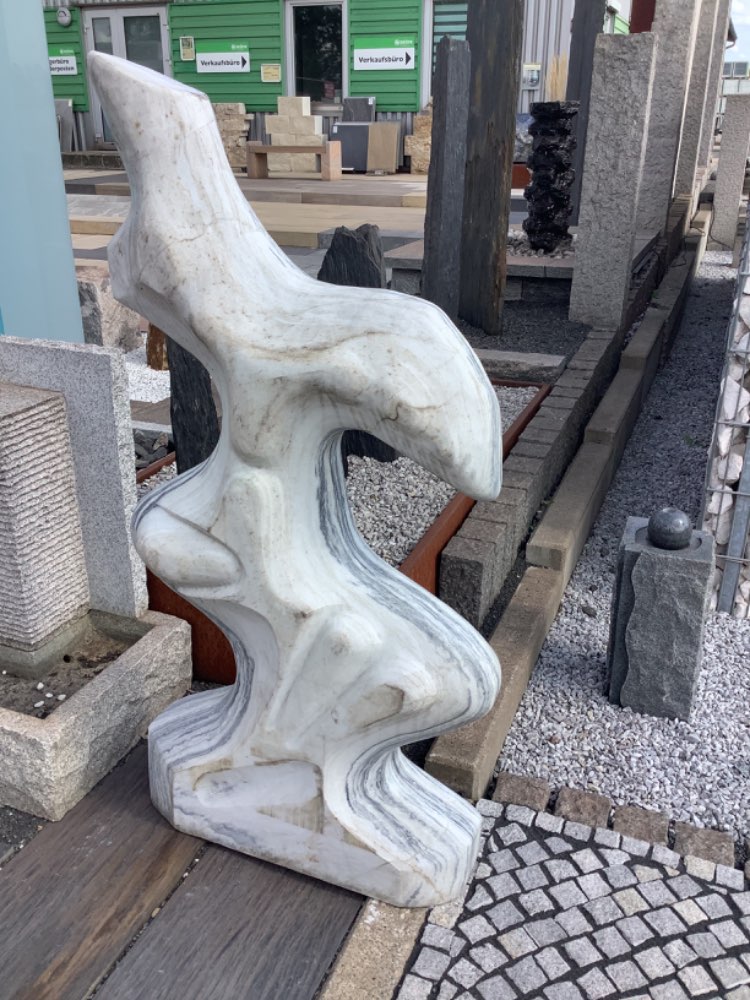 Orlendo Mamor Skulptur