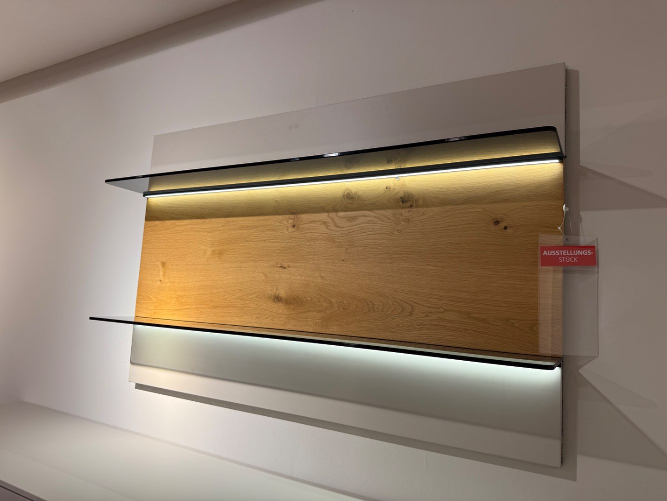 Wandboard „Minos“ von Loddenkemper