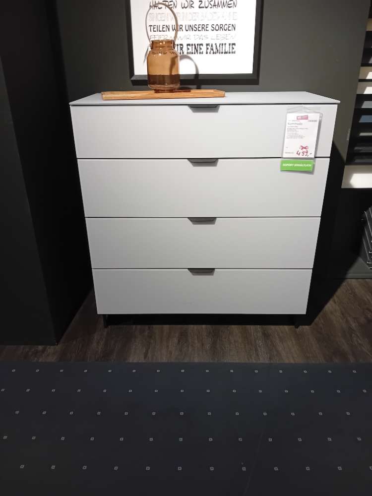 Kommode Typ 06 inkl Kufen