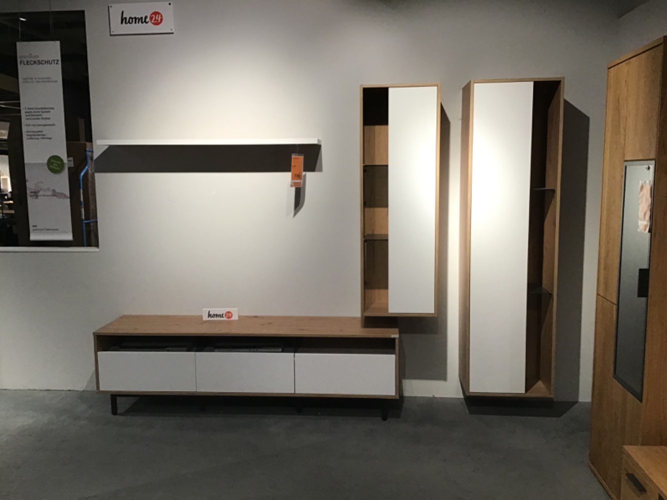 XXXLutz Ausstellungsstück Möbel Wohnwand Gap Eiche weiß