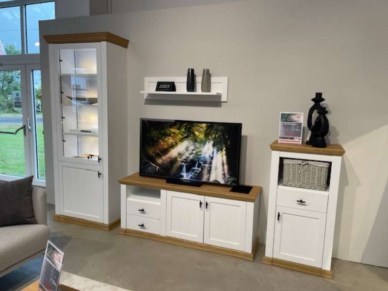 Wohnkombination/ Vitrine/ Lowboard von Schöner Wohnen