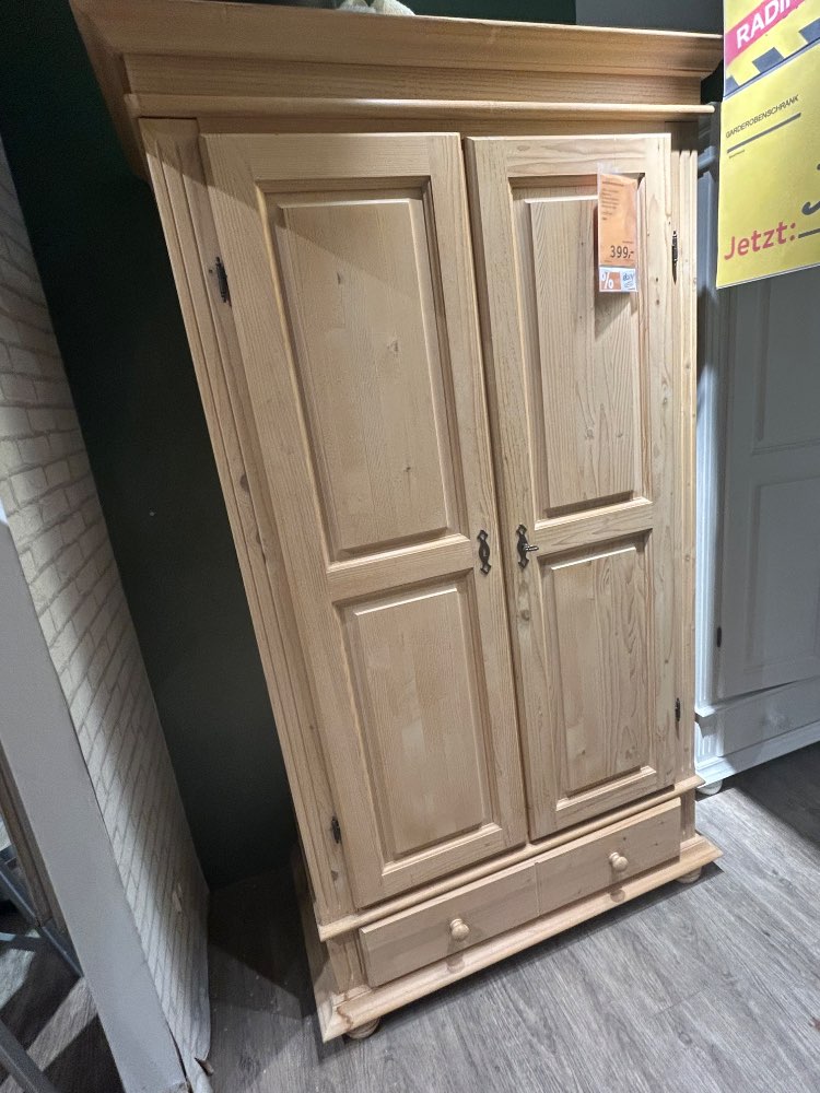 GARDEROBENSCHRANK SALZBURG