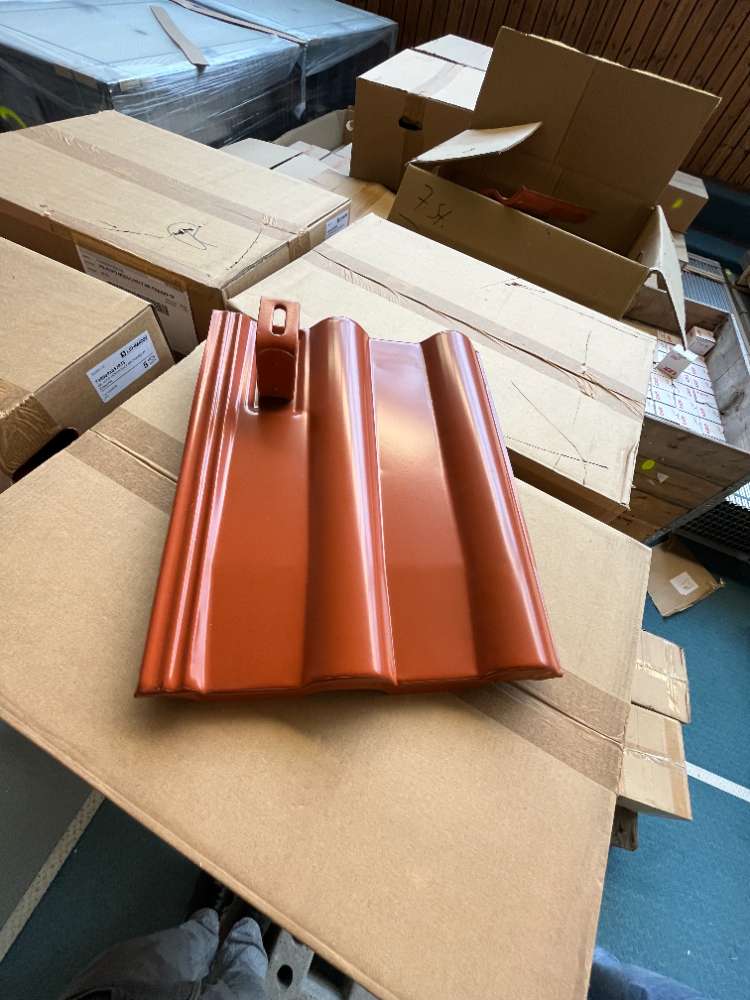 Lehmann Grundelement – PV Solar Ziegel – rot. Heidelb. FP, Fink