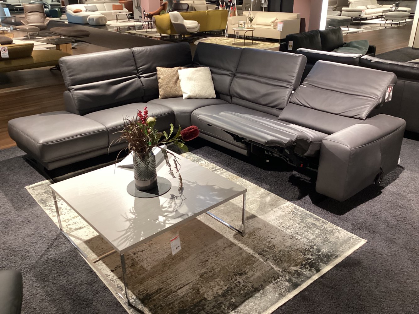 Garnitur „Pelagio“,Orig. Mondo, motor. Relaxfunktion, Lederbezug