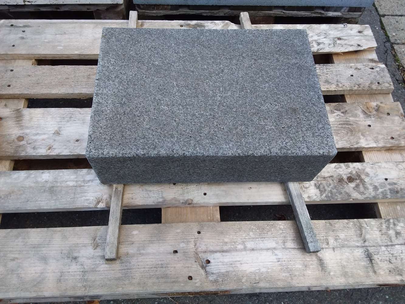 Blockstufen Naturstein 15x35x50 Gabbro Granit Seltra