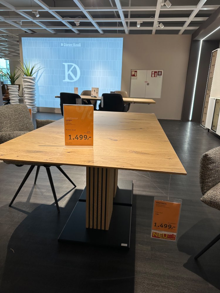 Esstisch Dieter Knoll