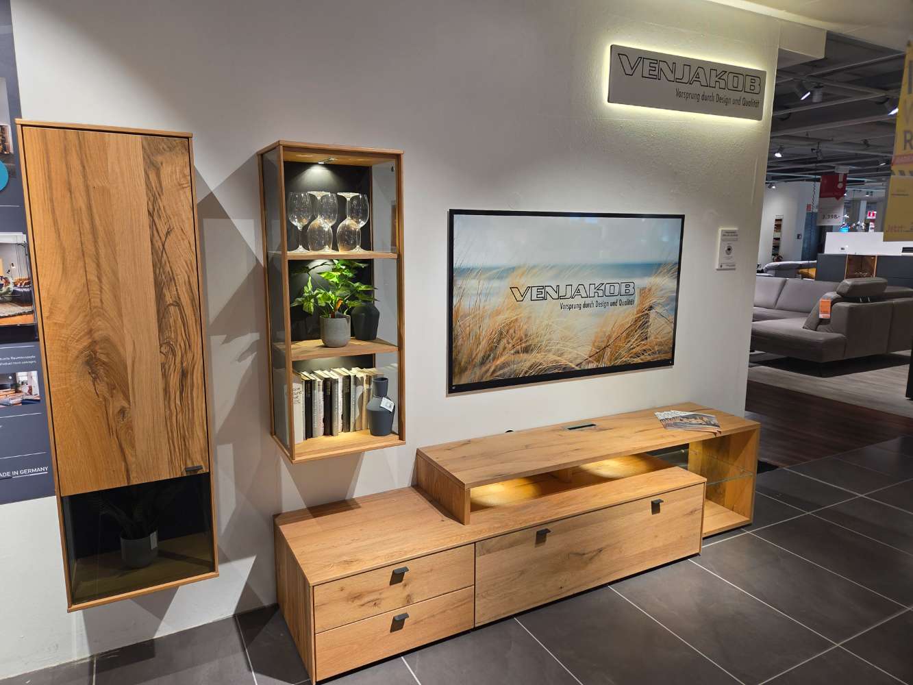 Venjakob Wohnwand Planx3