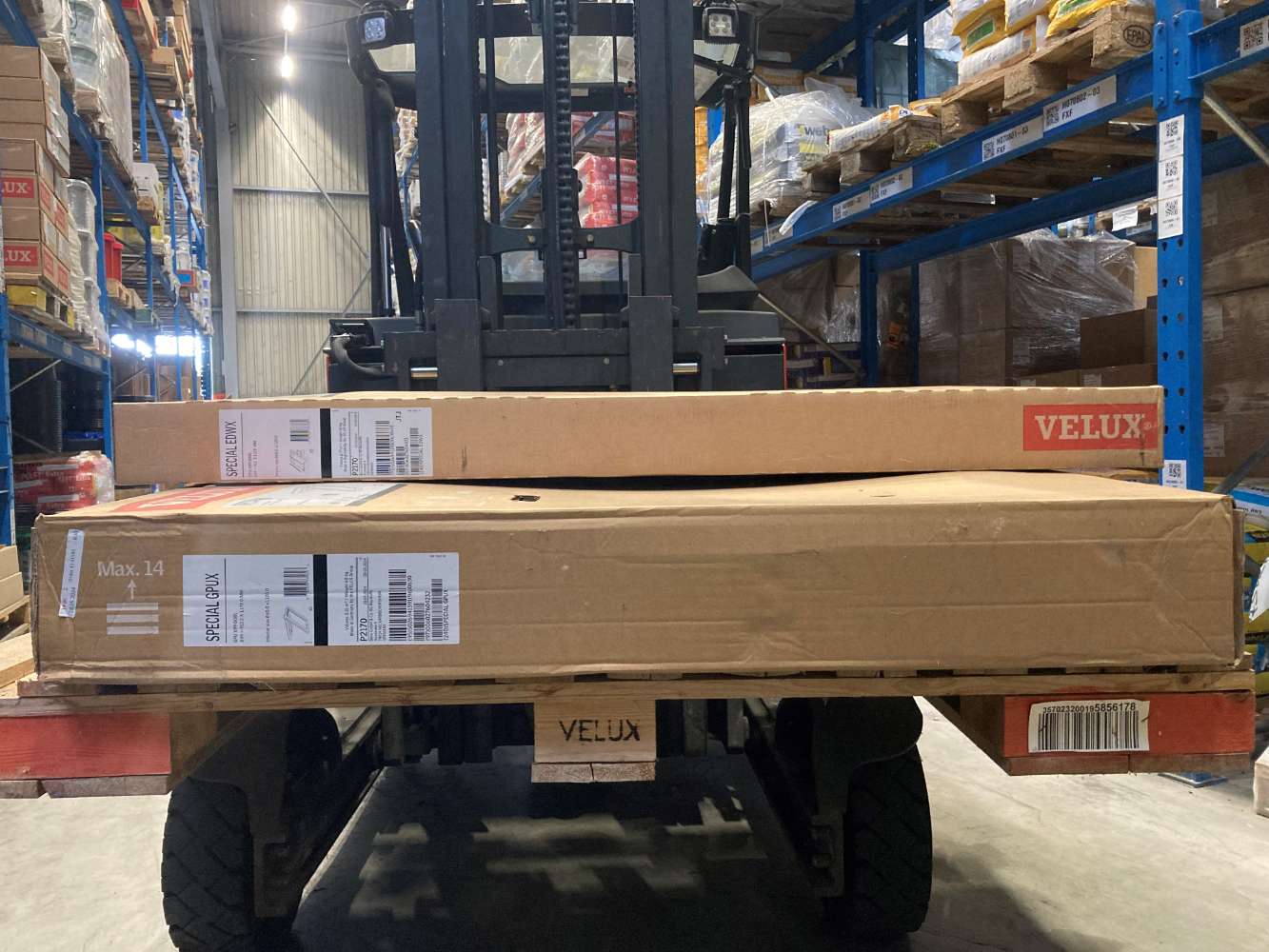 VELUX Klapp-Schwingfenster GPU X99 913 x 1178 mm 0081