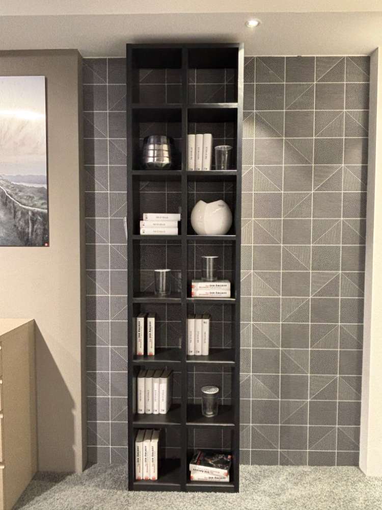 Offenes Regal ohne Rückwand