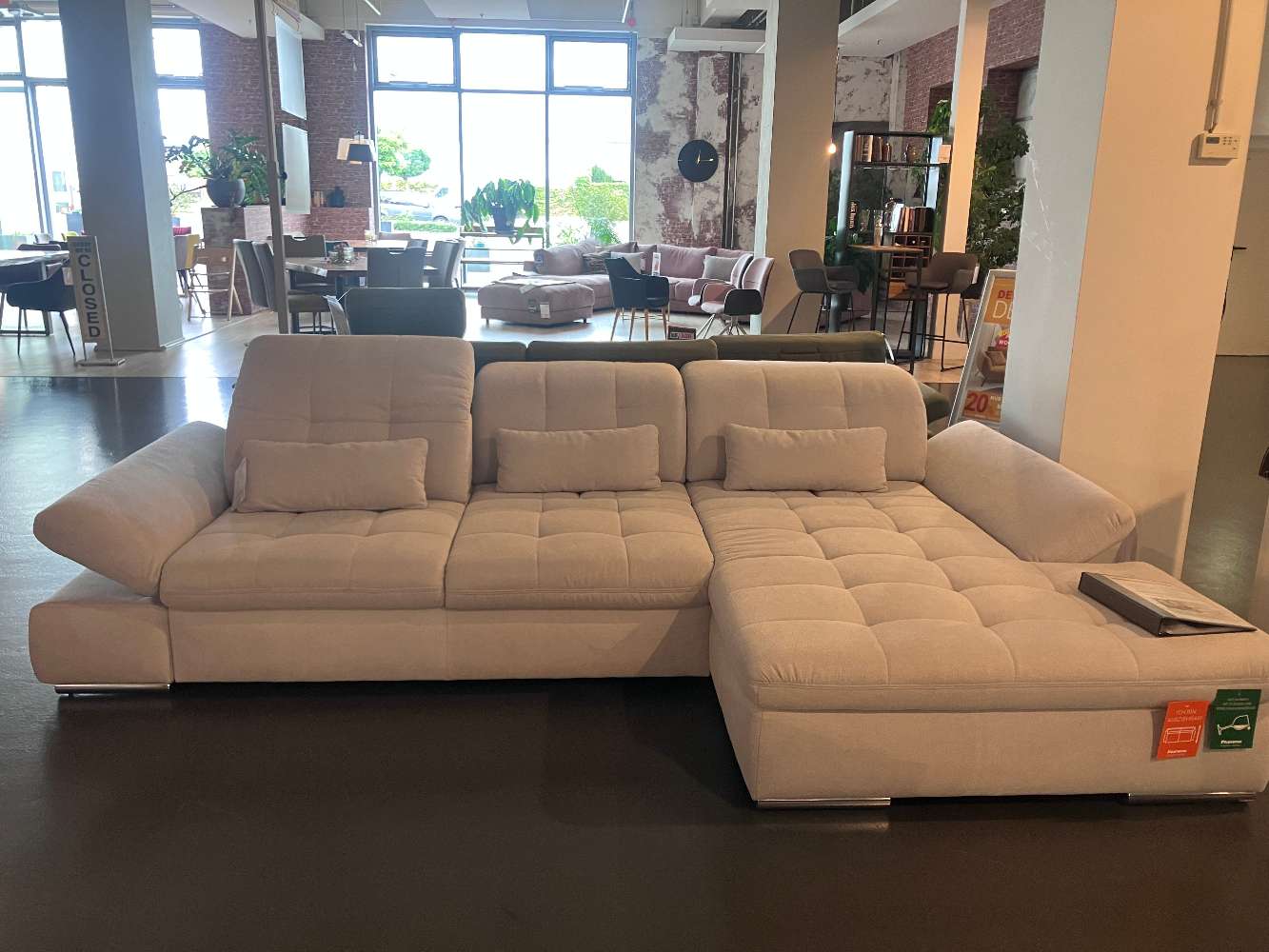 Steinpol Polsterecke