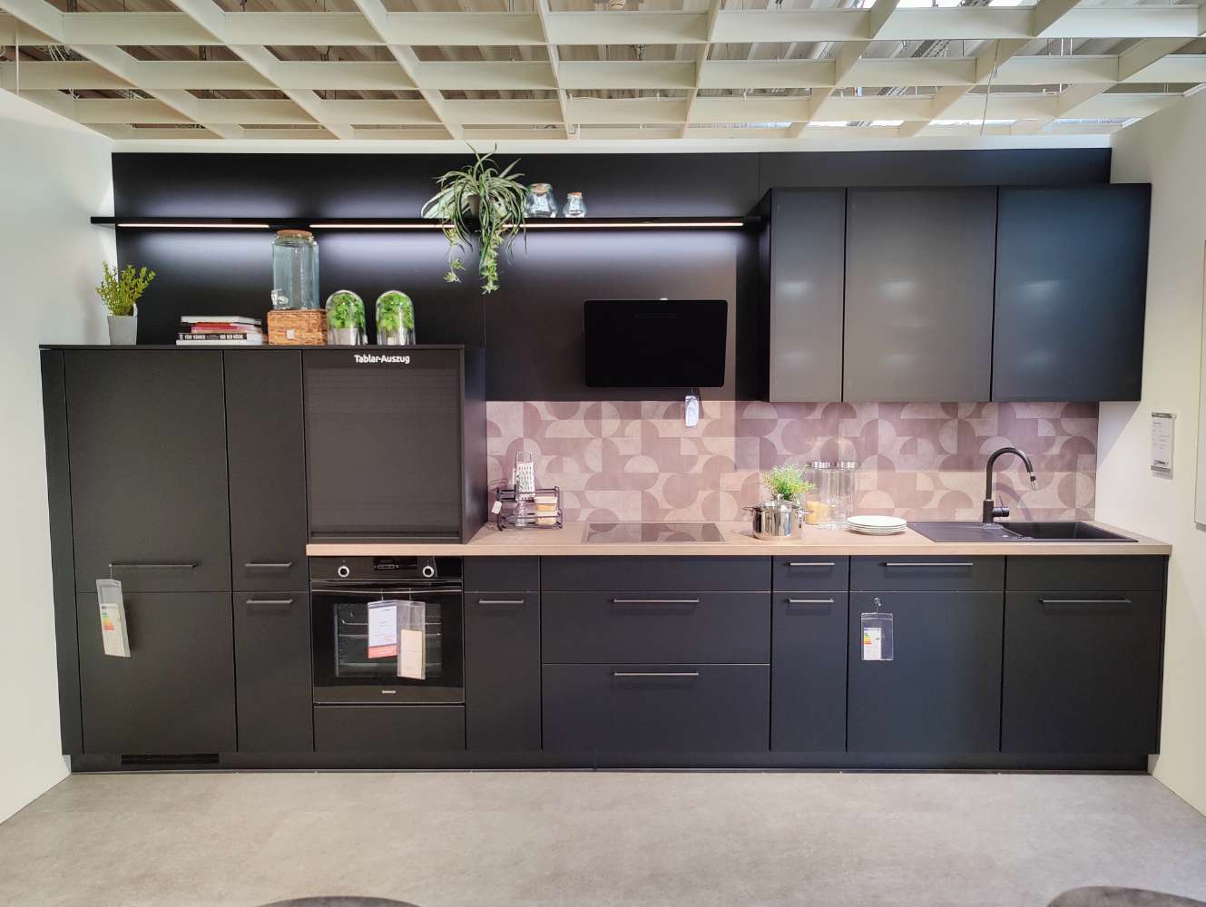 Küche – NOBILIA – Einbauküche – inkl. E-Geräte