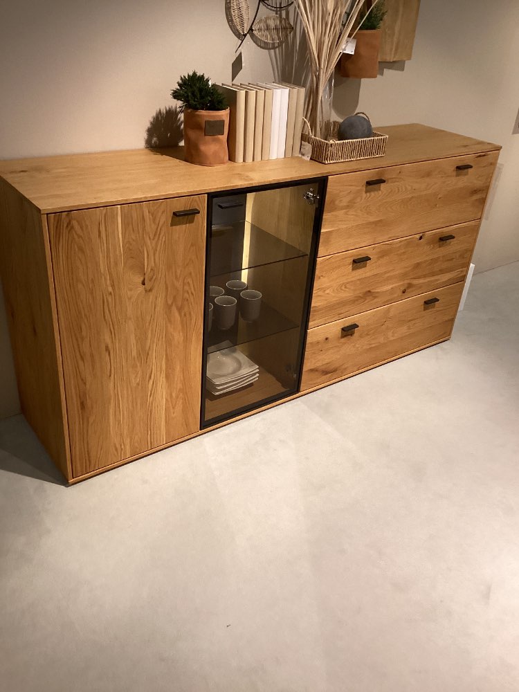 Sideboard Assini