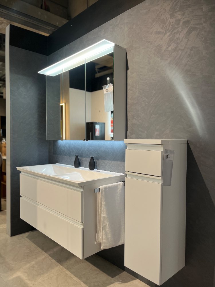 Badkombination, Bad, Bedezimmer, Badmöbel