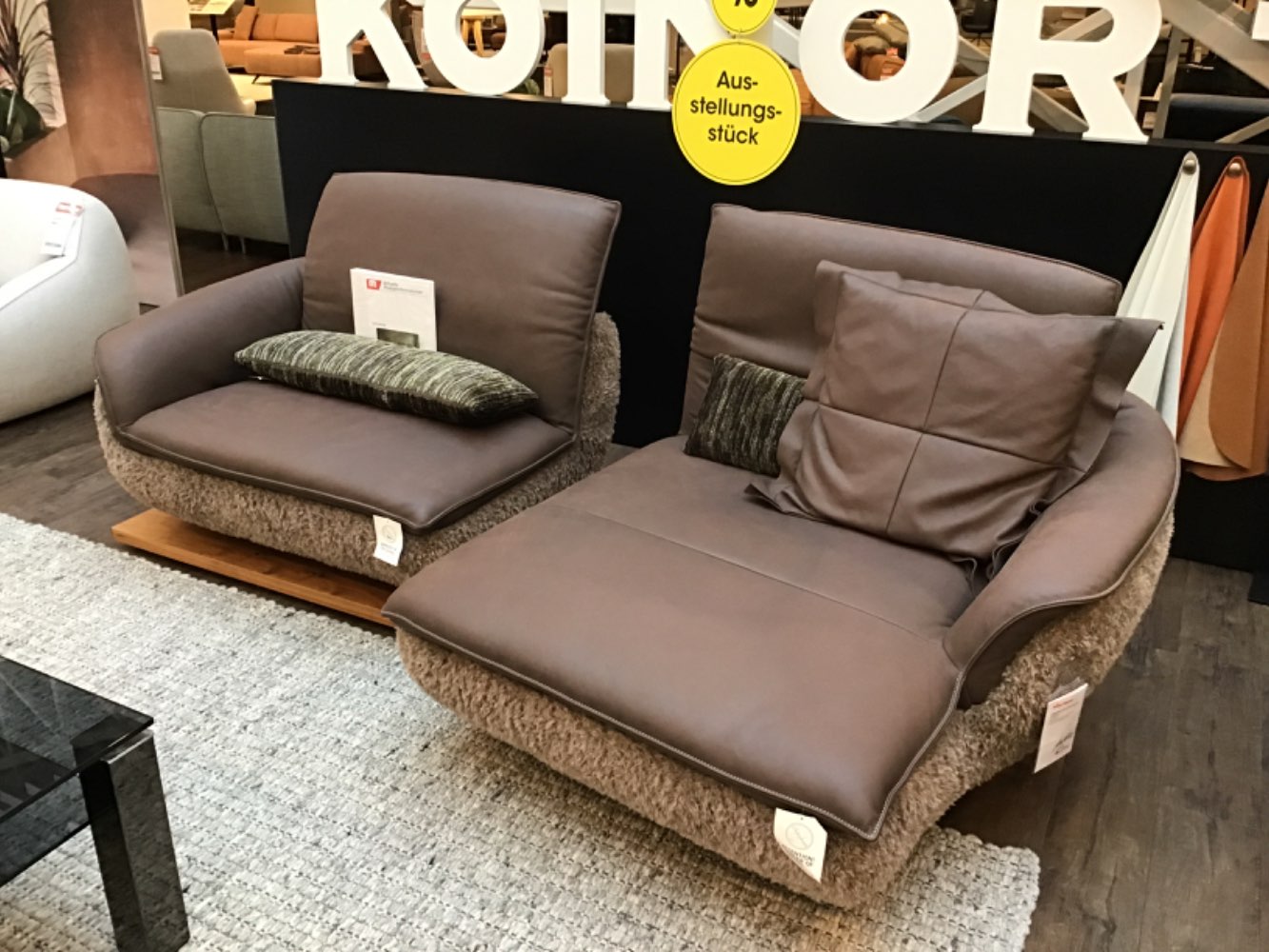 Mooove Liege Sofa gross