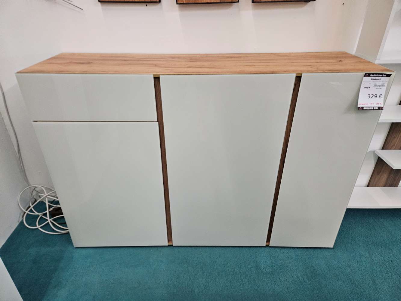 Sideboard Glas-Cremfarbend Eiche statt 469€