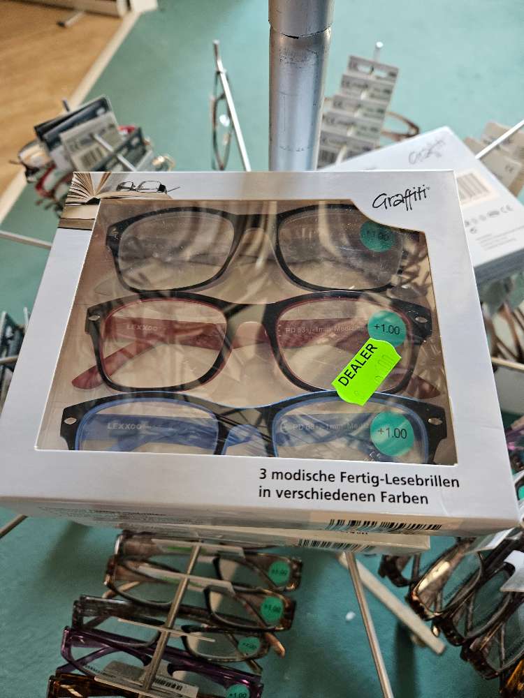 Lese und Sonnenbrillen versch. Sorten und Stärken ab 1,50€