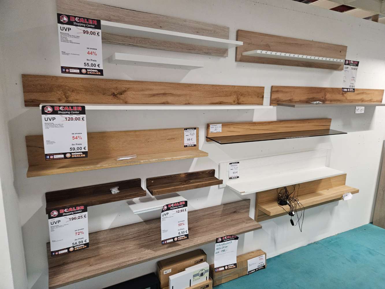 Wandregale versch. Ausführungen ab 6,50€