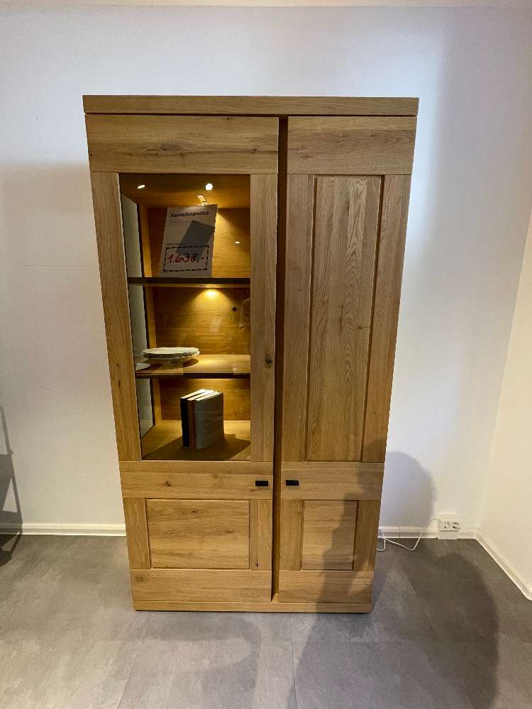 Vitrine 1251 – 7280L