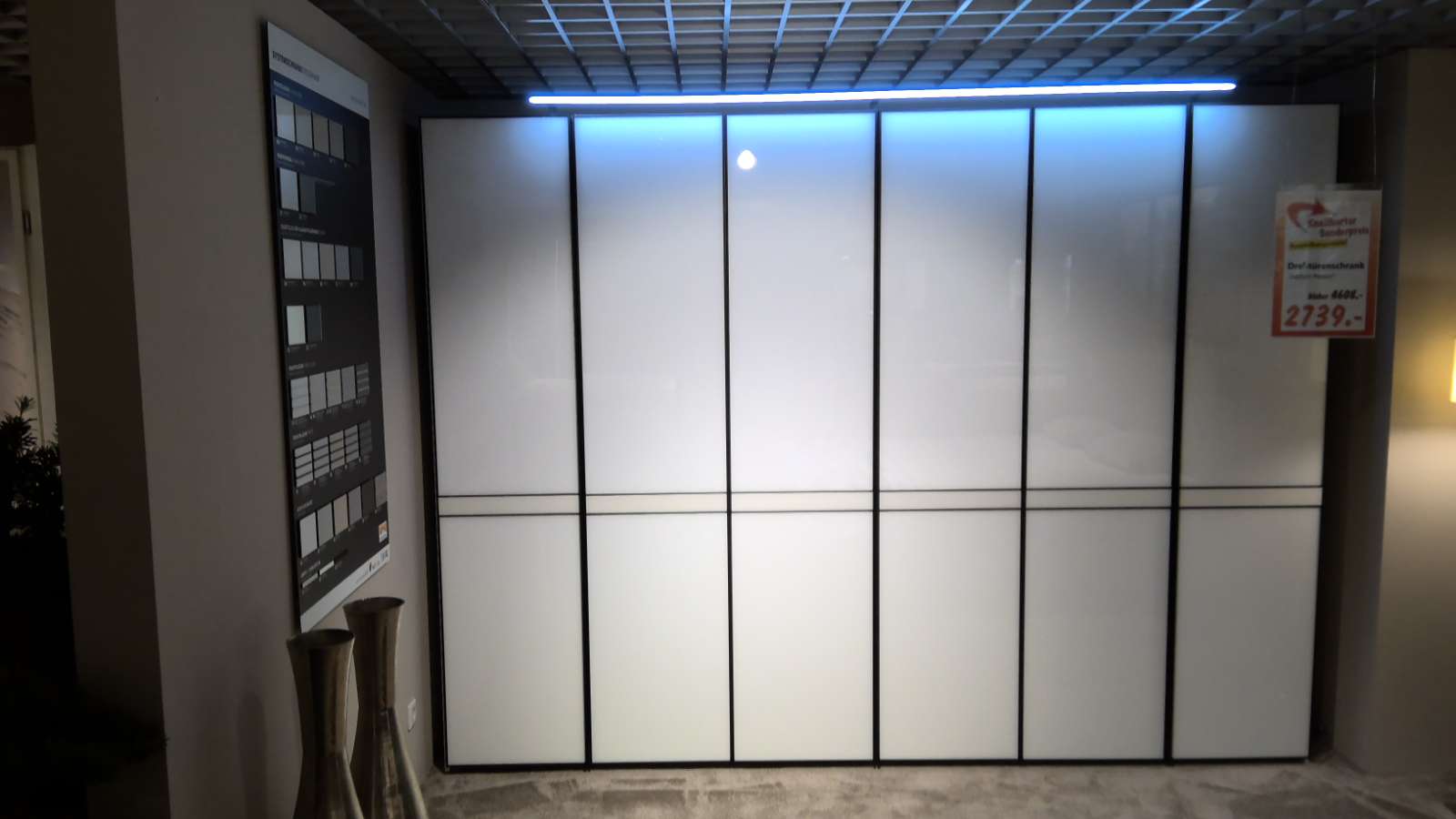 Staud Schrank Sonate-Pesaro, Beleuchtung & Sonderausstattung