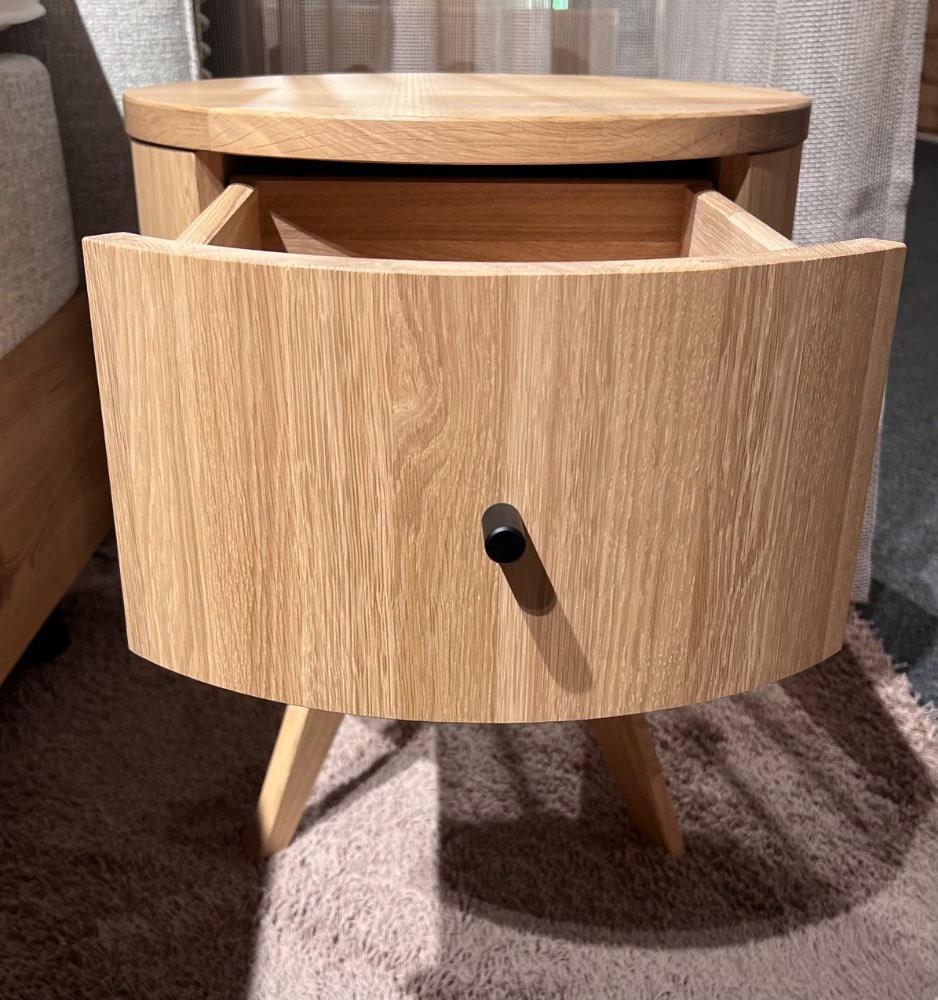 Nachttisch Bergen